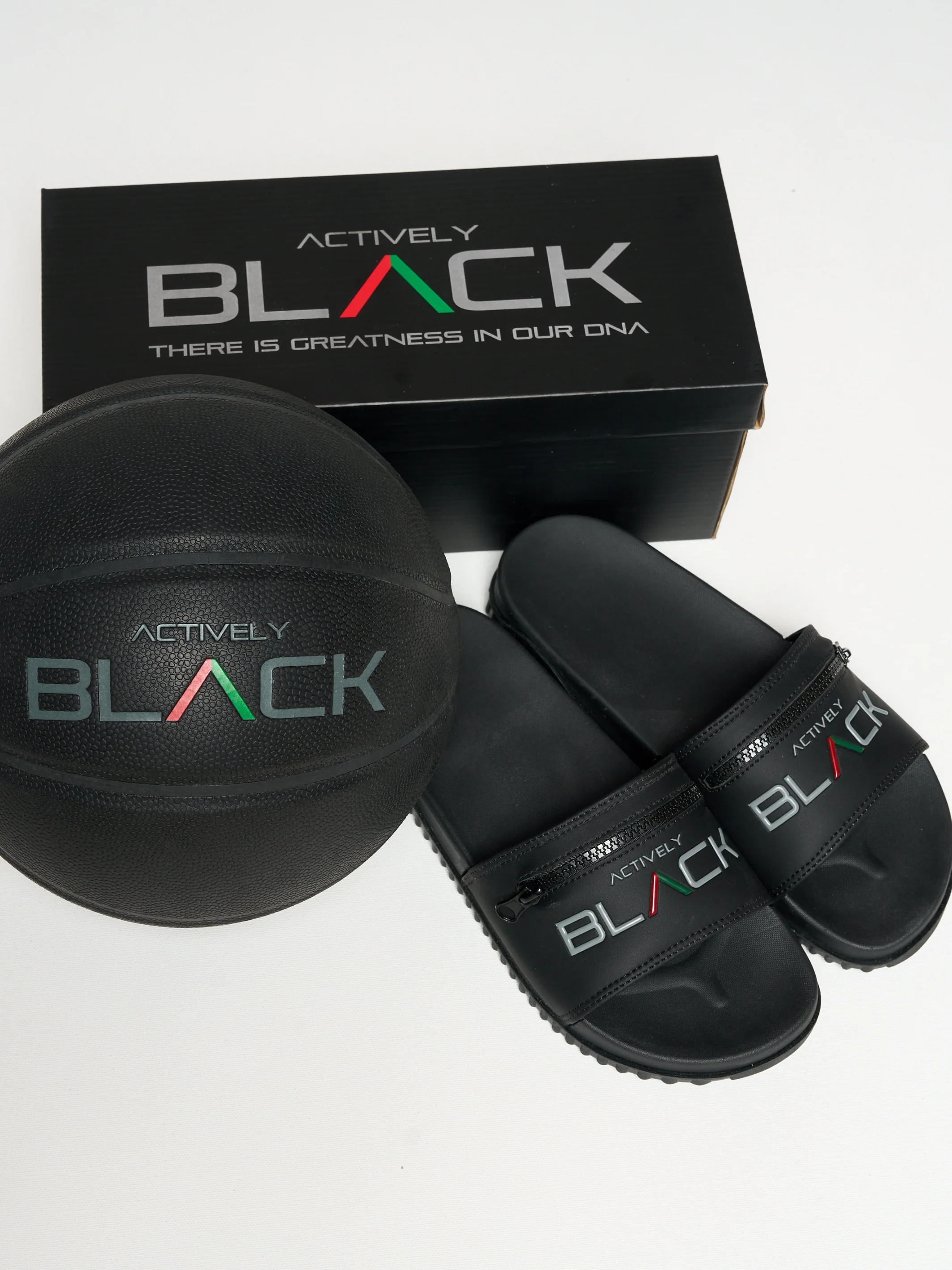 Actively Black Premium Slides 2.0 - Image 6