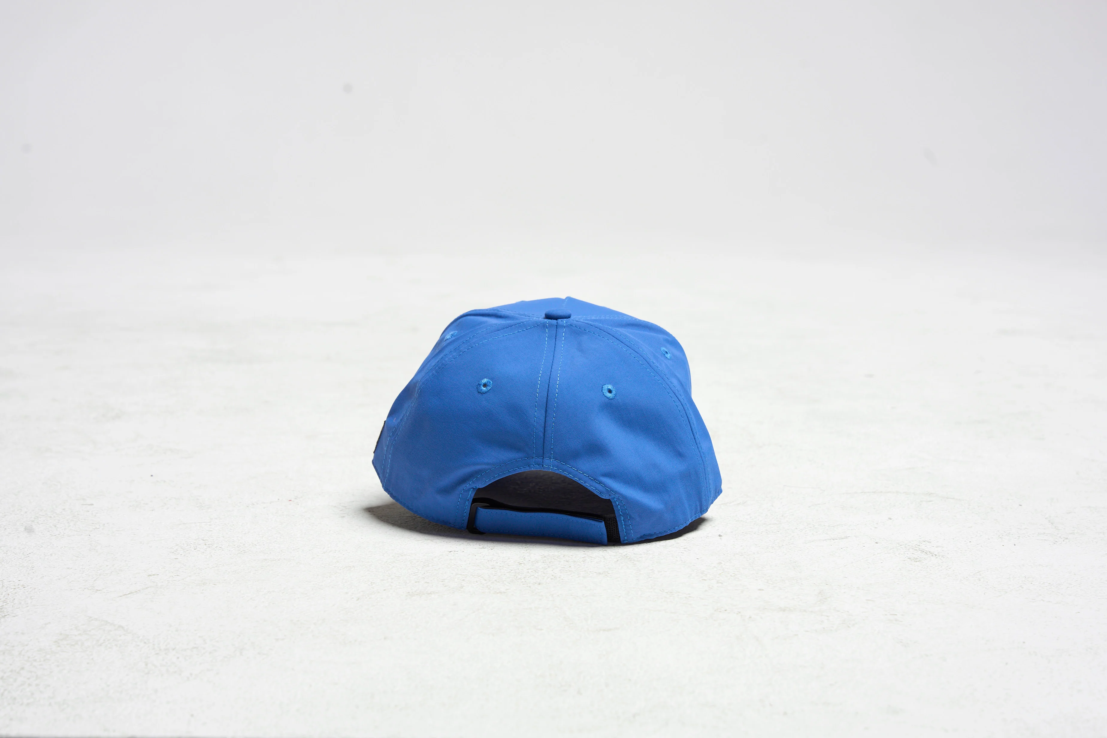 Core Symbol Performance Hat - Image 4