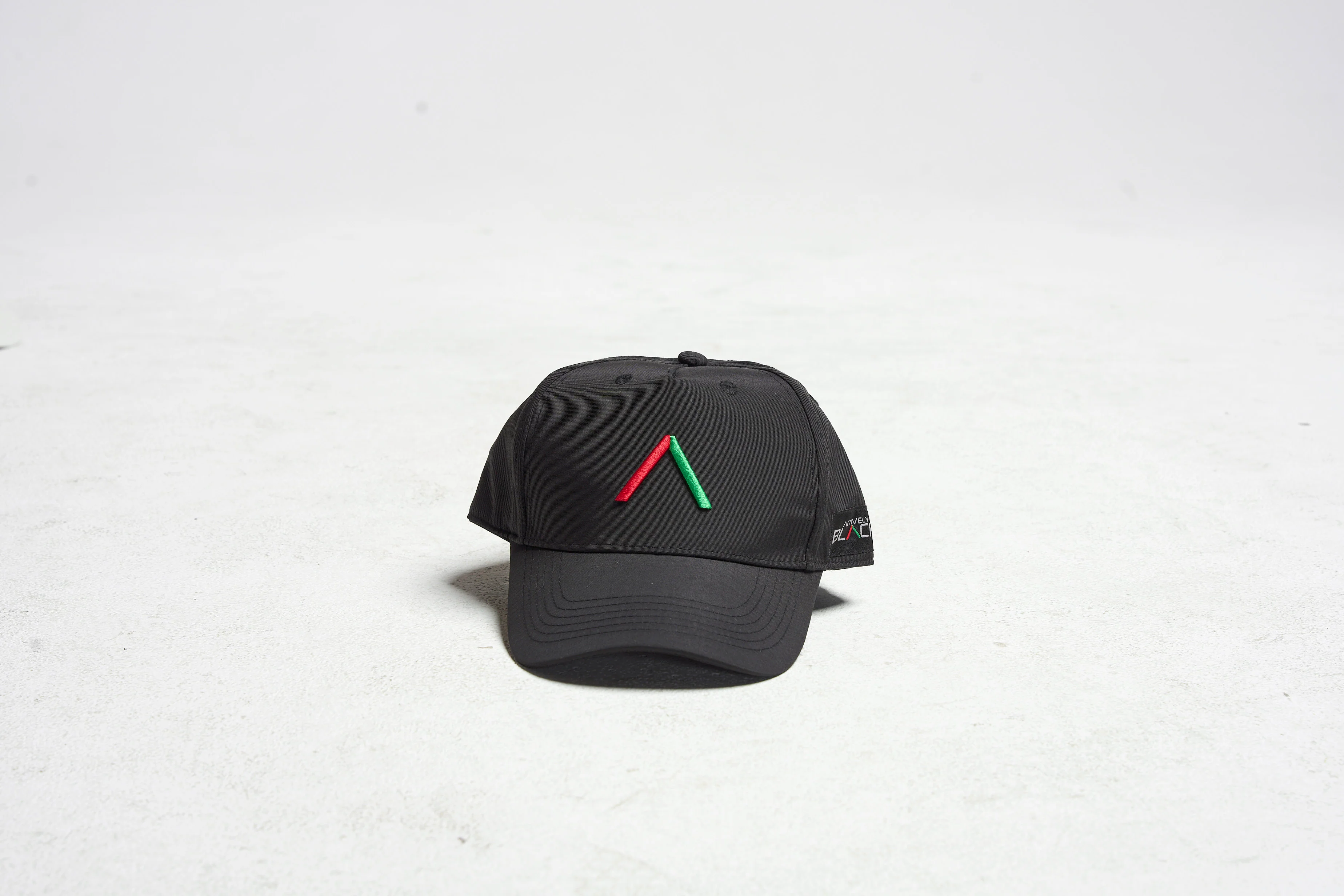 Core Symbol Performance Hat - Image 5