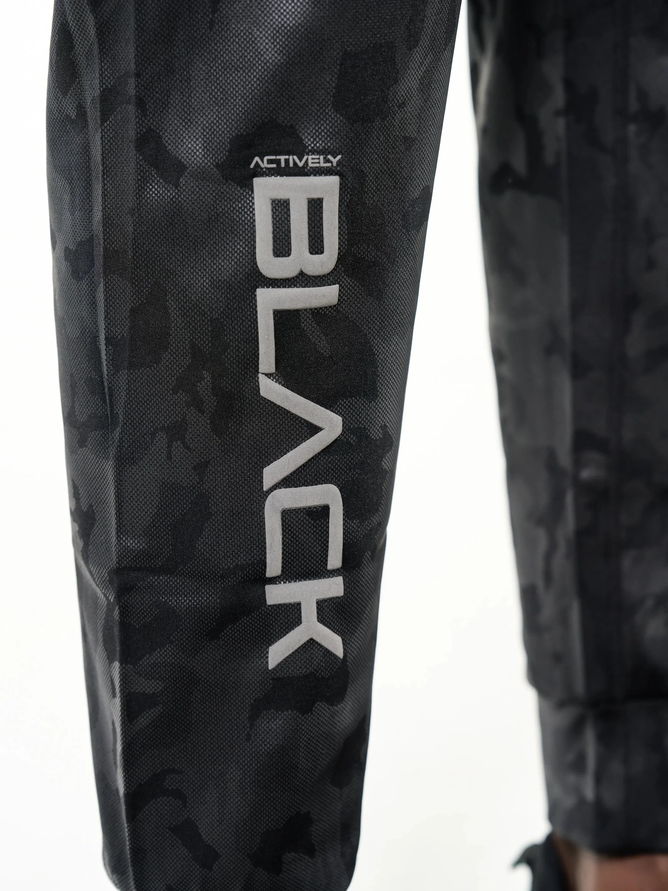 Men's Black Camo 2.0 Performance Joggers - Image 3