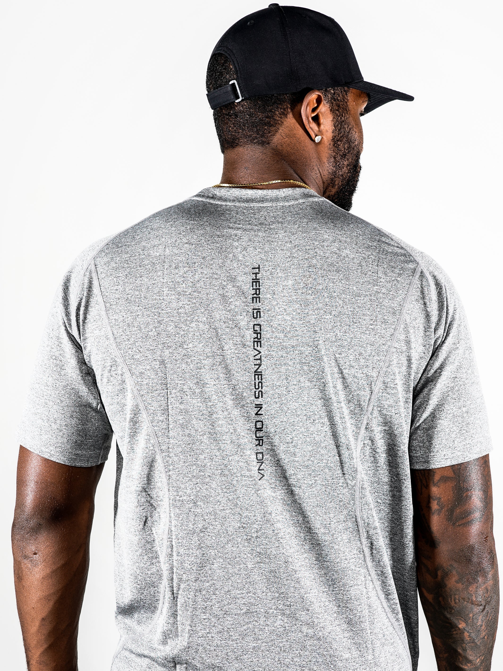 Men's Logo Performance Shirt - Image 11