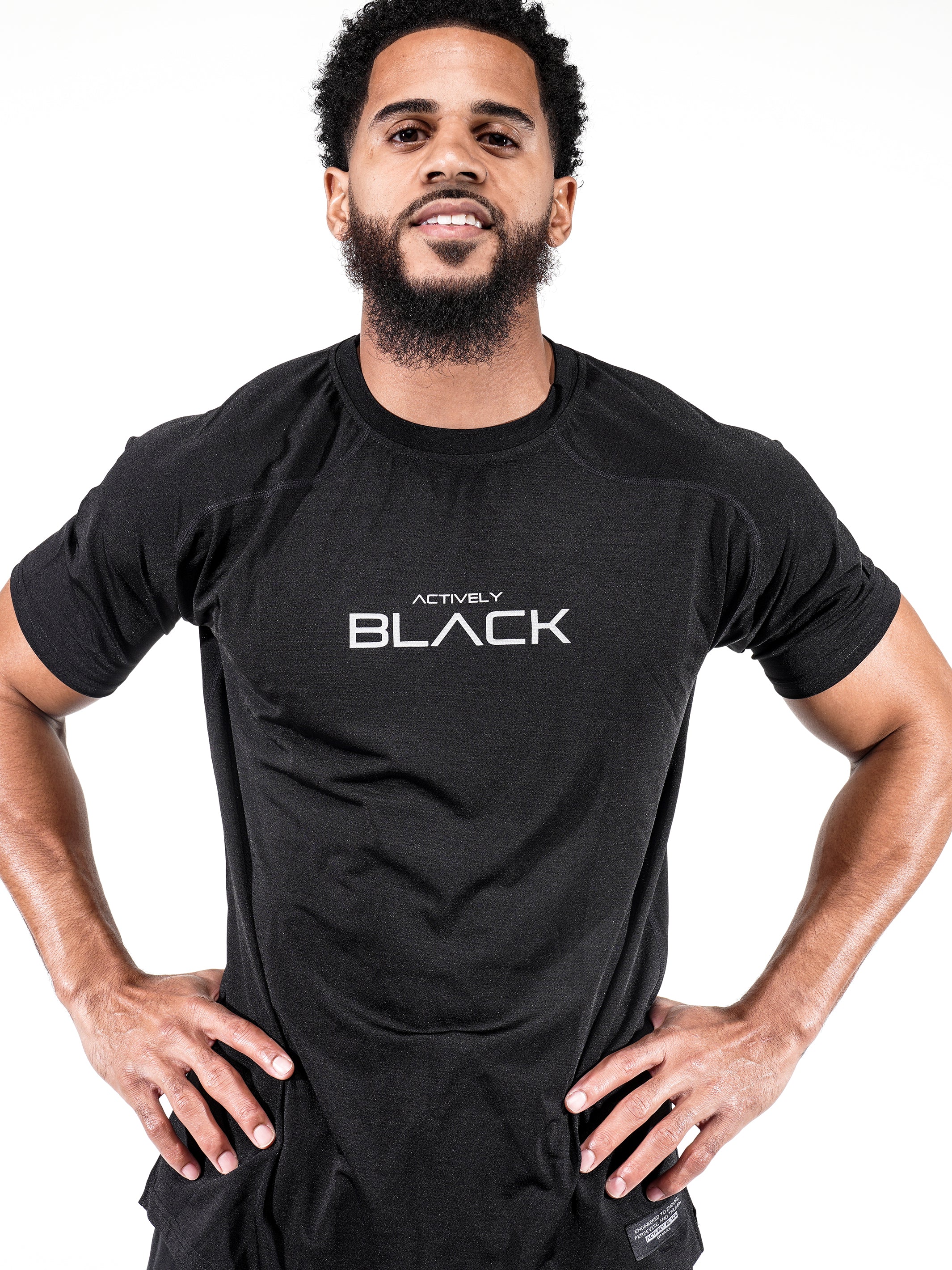 Men's Logo Performance Shirt - Image 6