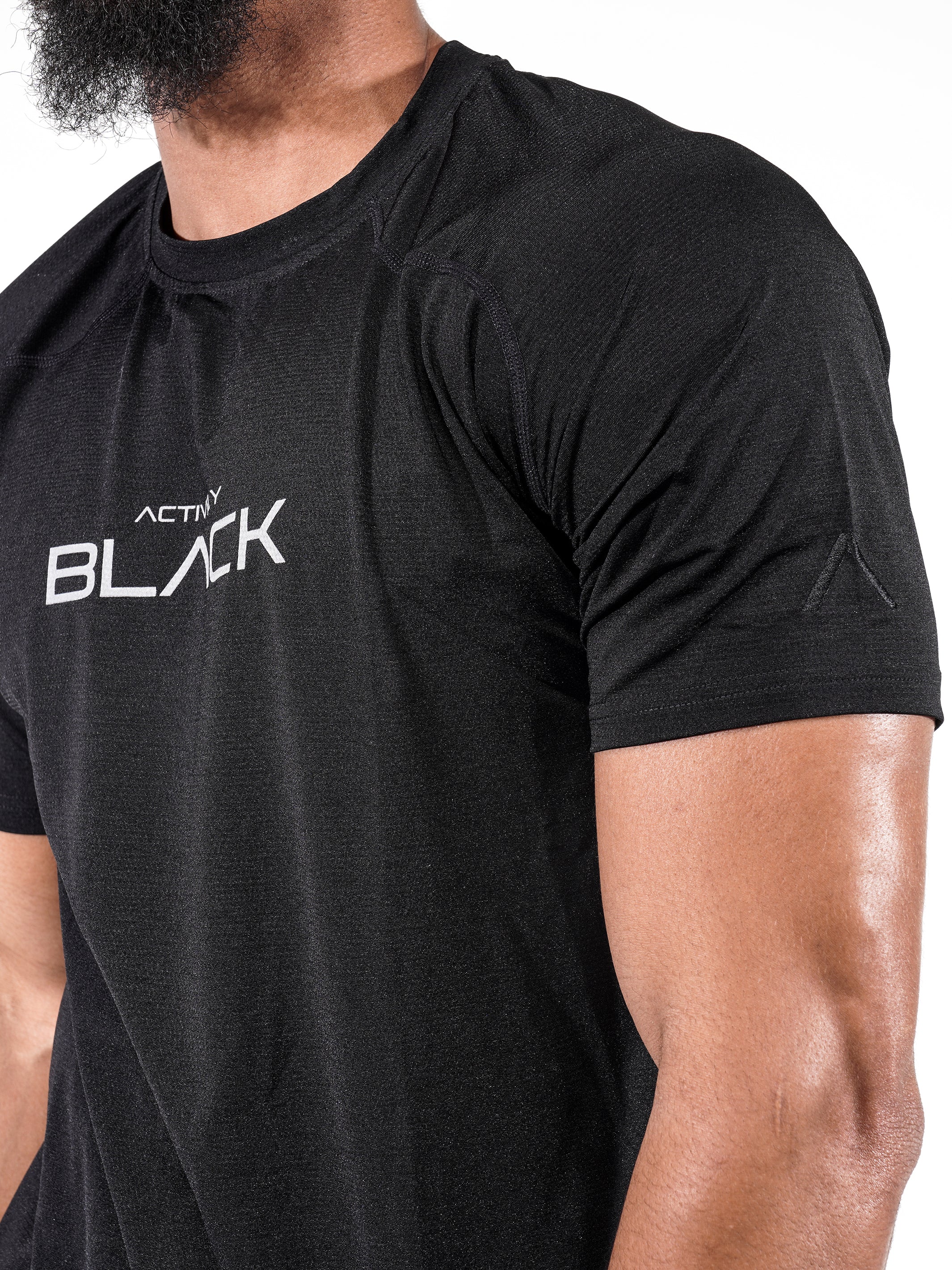 Men's Logo Performance Shirt - Image 8